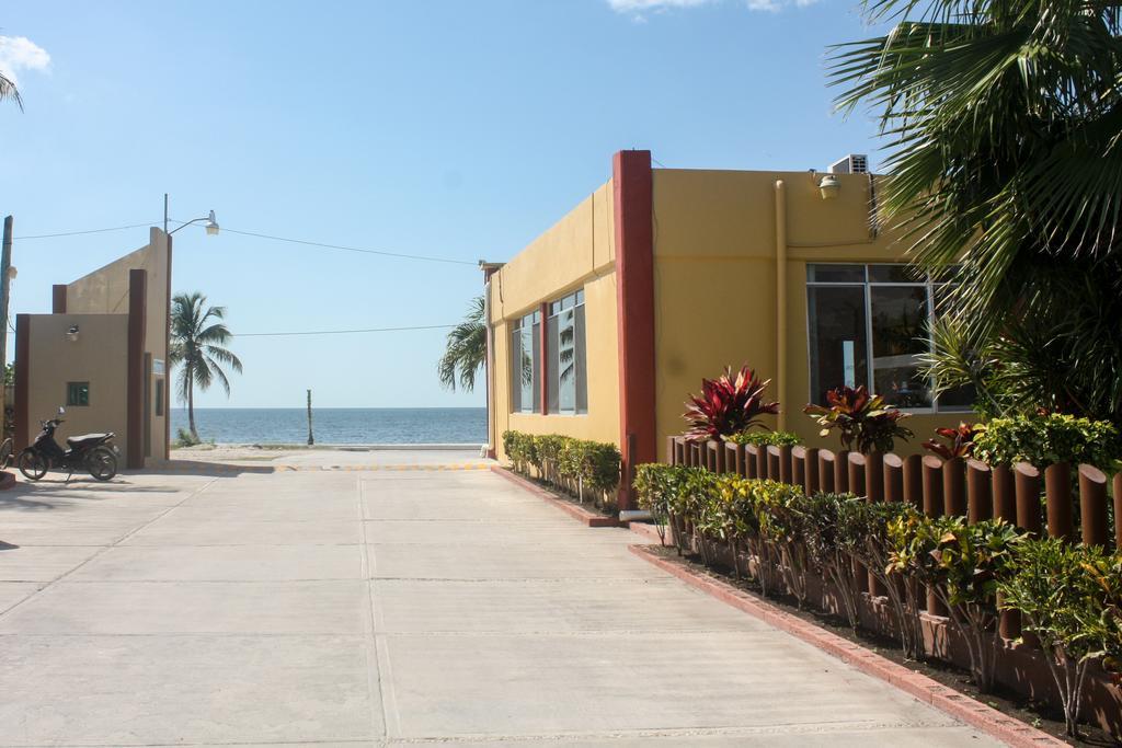 Lua Hotel Champoton Bagian luar foto